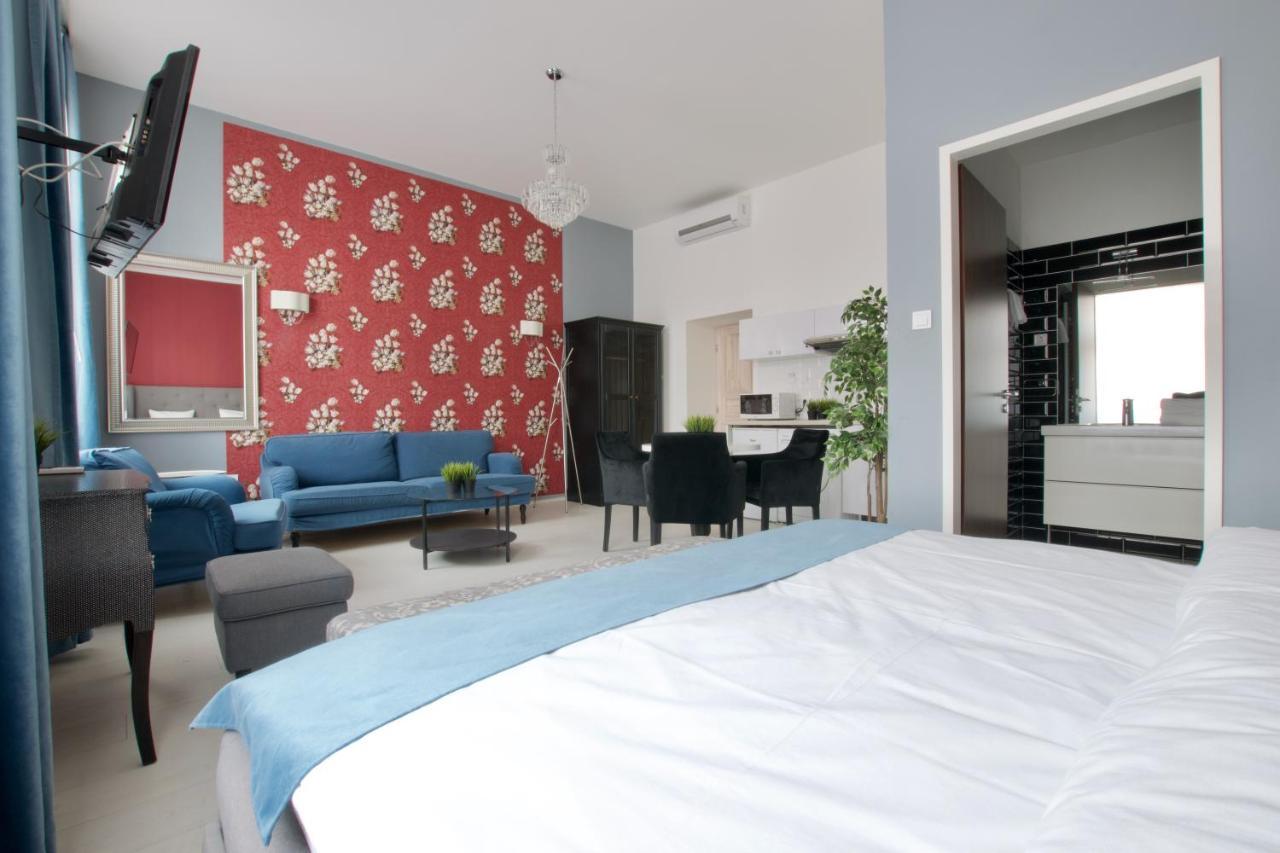 Premium Apartments By Hi5 - Astoria Square Budapest Bagian luar foto